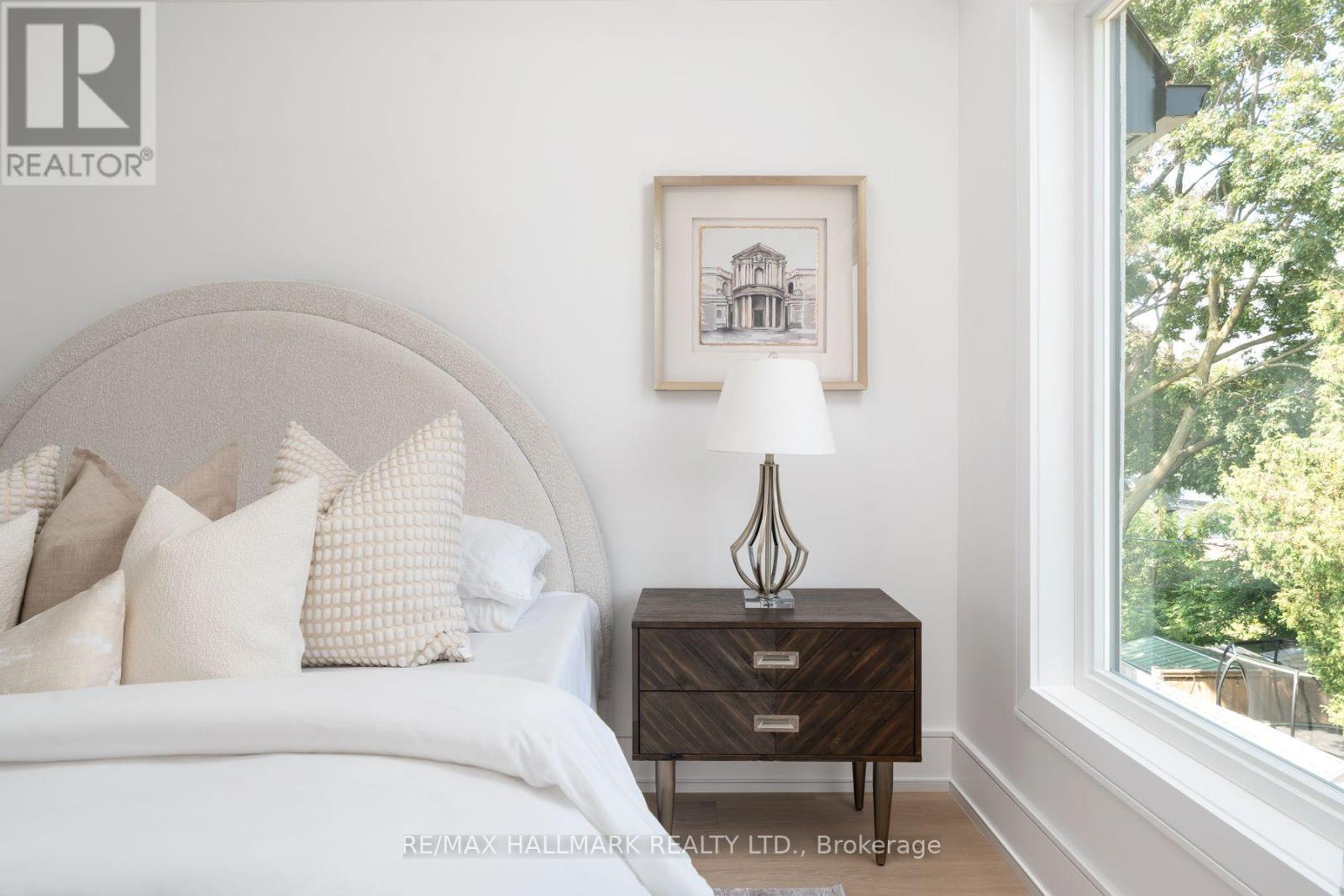 104 Yardley Avenue, Toronto (o'connor-parkview), Ontario