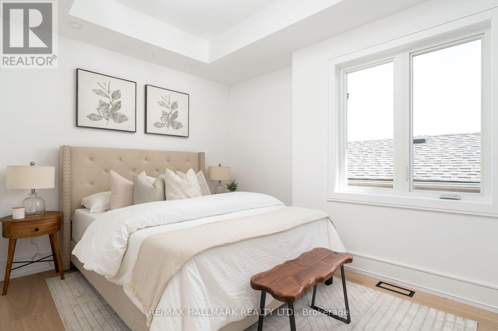 104 Yardley Avenue, Toronto (o'connor-parkview), Ontario