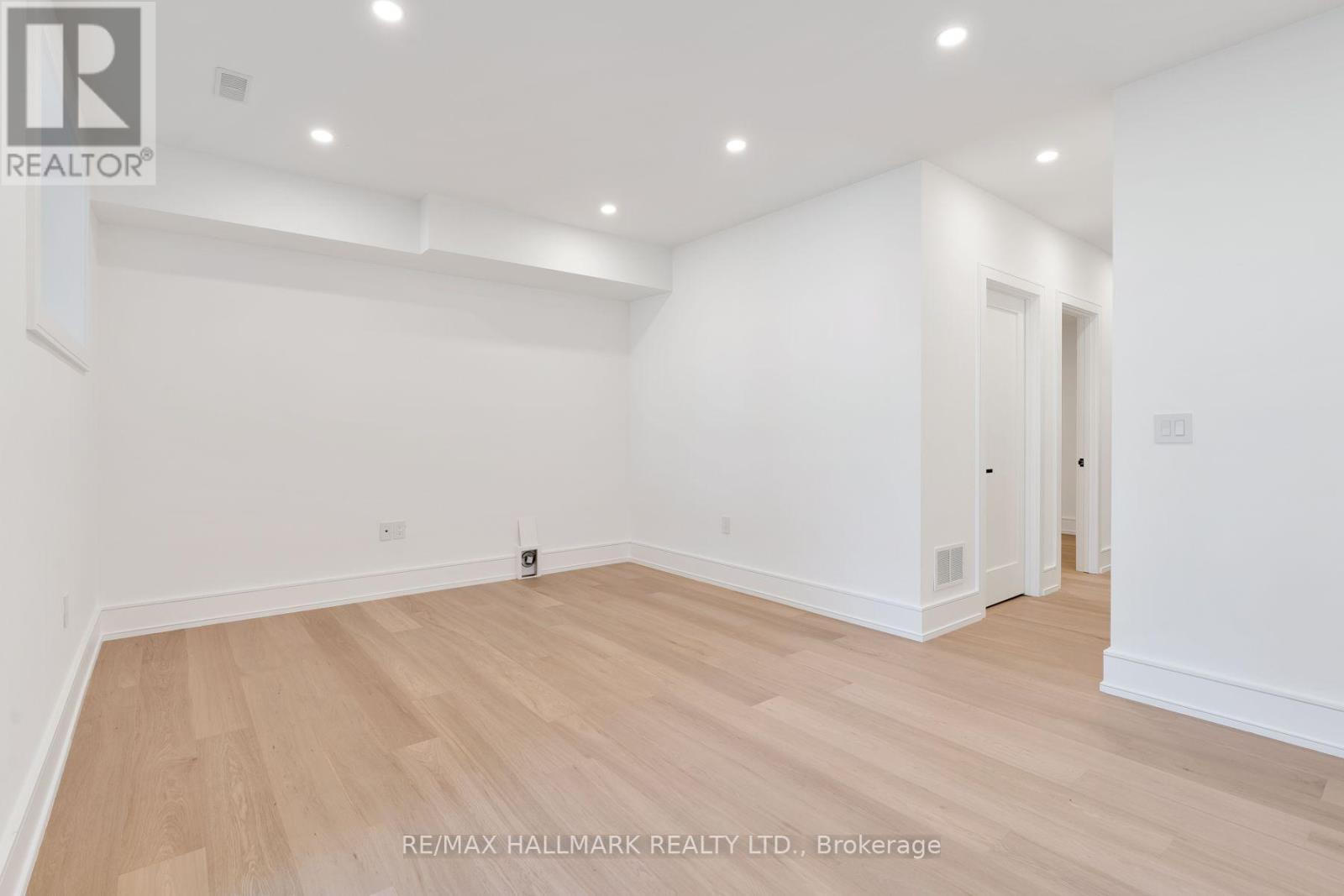 104 Yardley Avenue, Toronto (o'connor-parkview), Ontario
