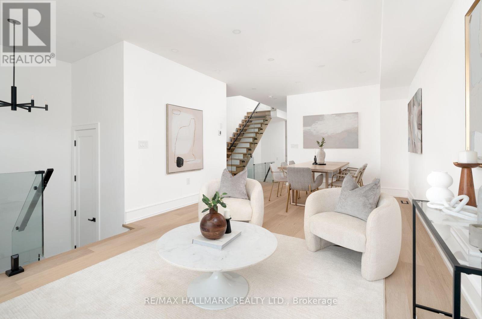 104 Yardley Avenue, Toronto (o'connor-parkview), Ontario