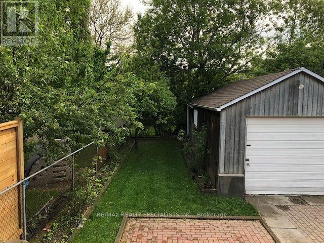 52a Rockcliffe Boulevard, Toronto (rockcliffe-smythe), Ontario