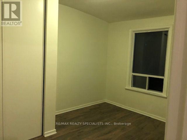 52a Rockcliffe Boulevard, Toronto (rockcliffe-smythe), Ontario