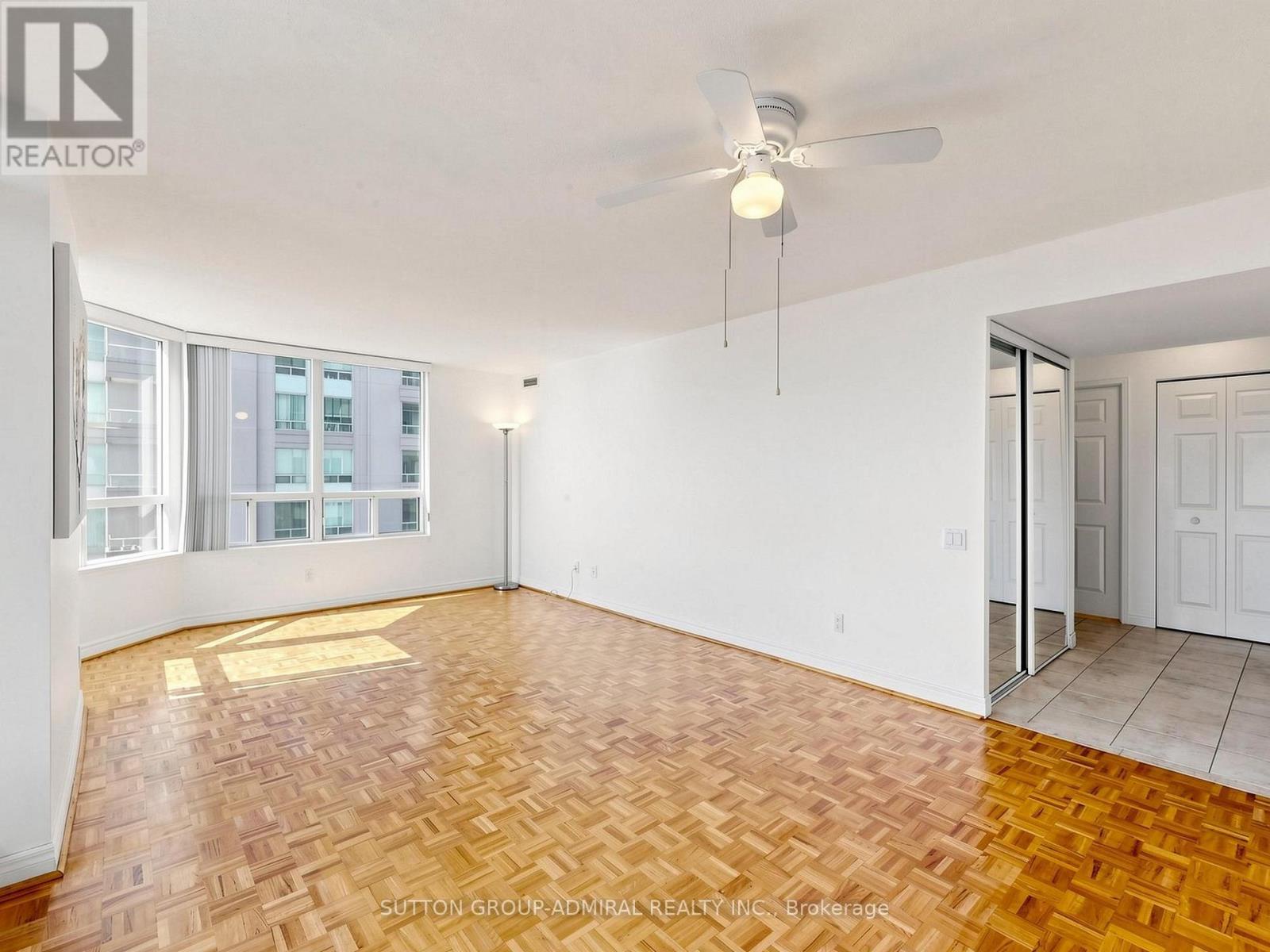 1004 - 2 Covington Road, Toronto (englemount-lawrence), Ontario
