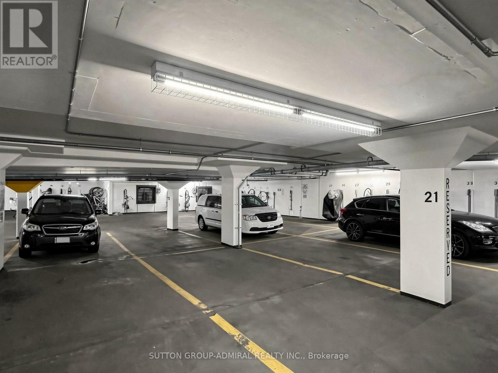 1004 - 2 Covington Road, Toronto (englemount-lawrence), Ontario