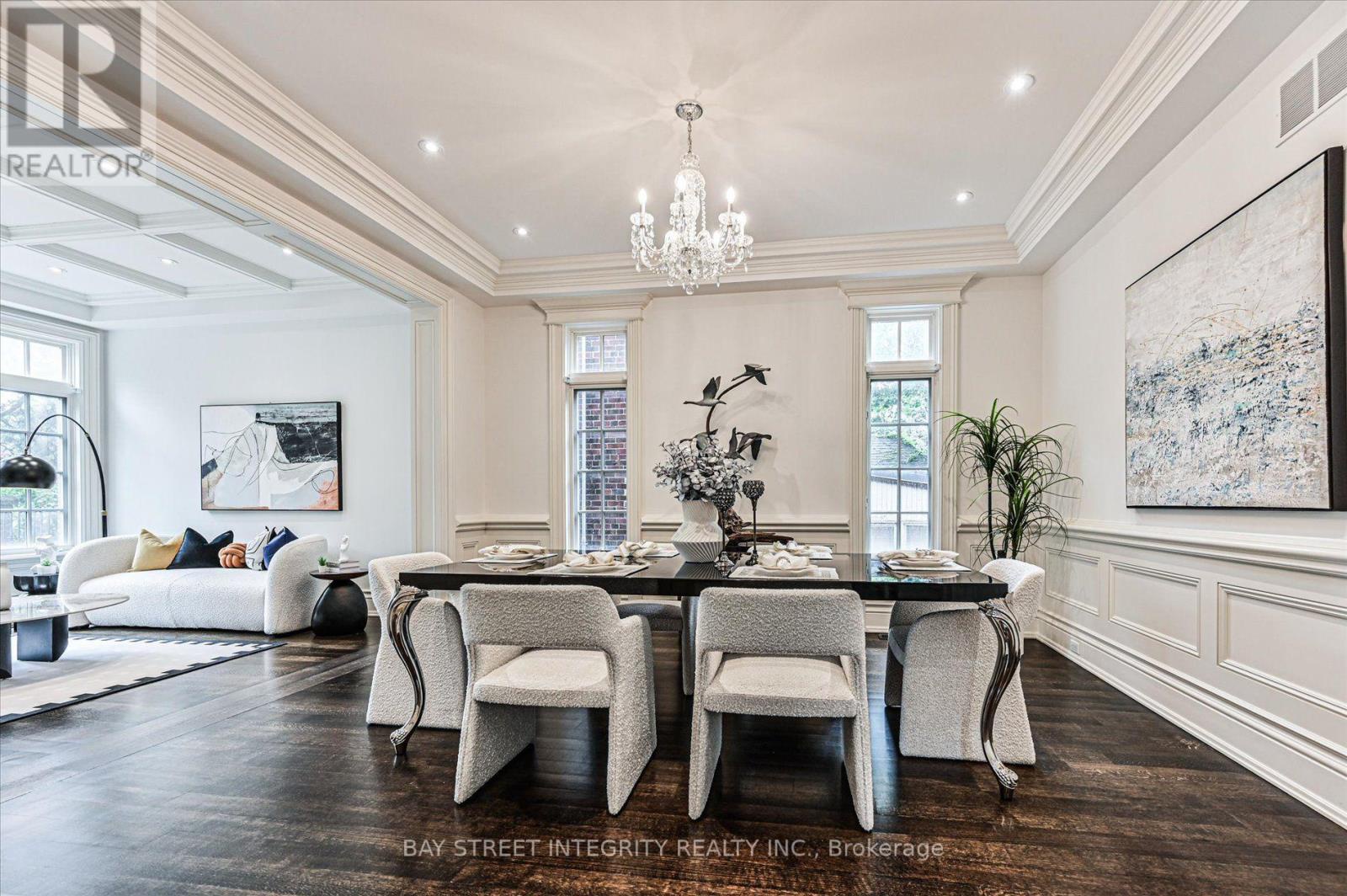 5 Westgrove Crescent, Toronto (bedford Park-nortown), Ontario