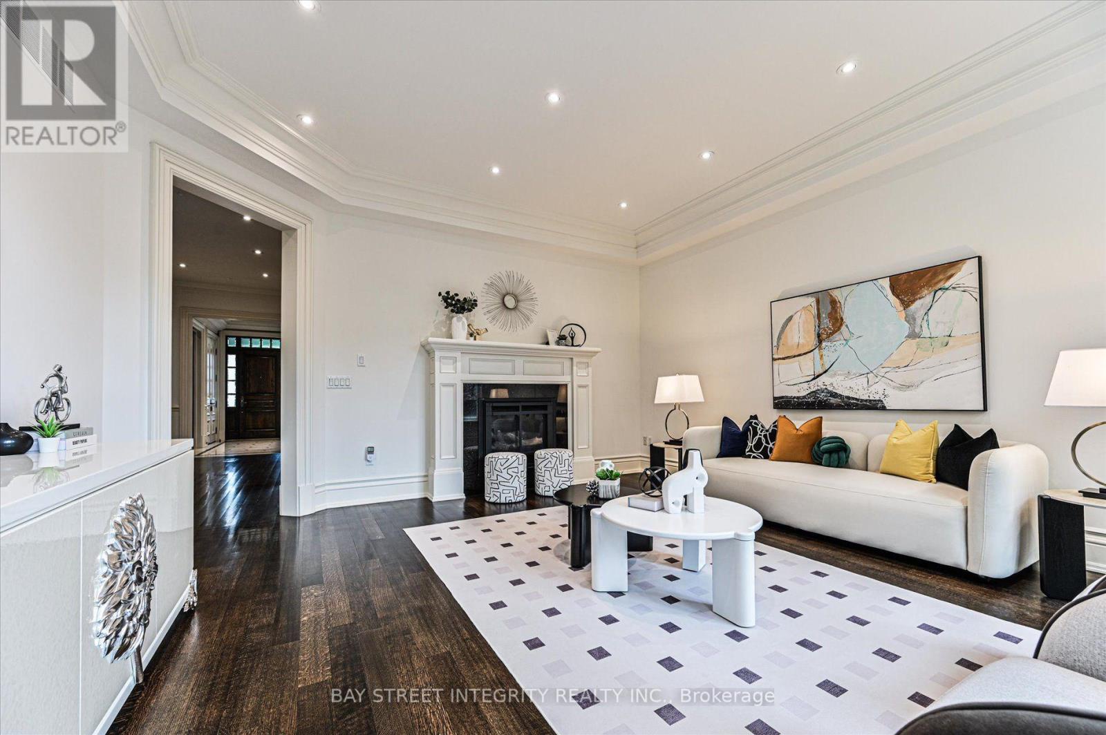 5 Westgrove Crescent, Toronto (bedford Park-nortown), Ontario