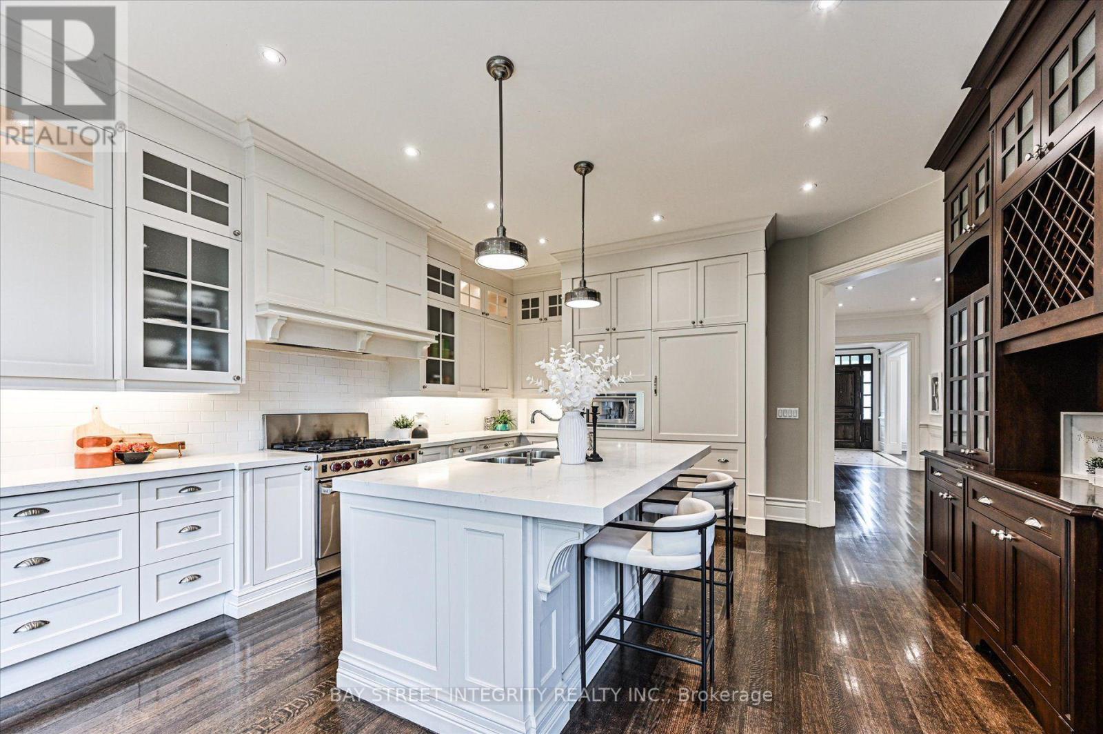 5 Westgrove Crescent, Toronto (bedford Park-nortown), Ontario