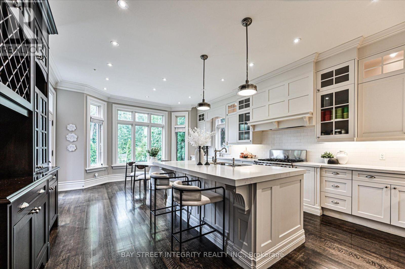 5 Westgrove Crescent, Toronto (bedford Park-nortown), Ontario