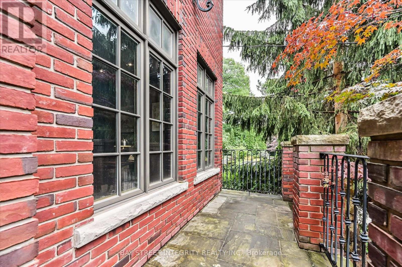 5 Westgrove Crescent, Toronto (bedford Park-nortown), Ontario