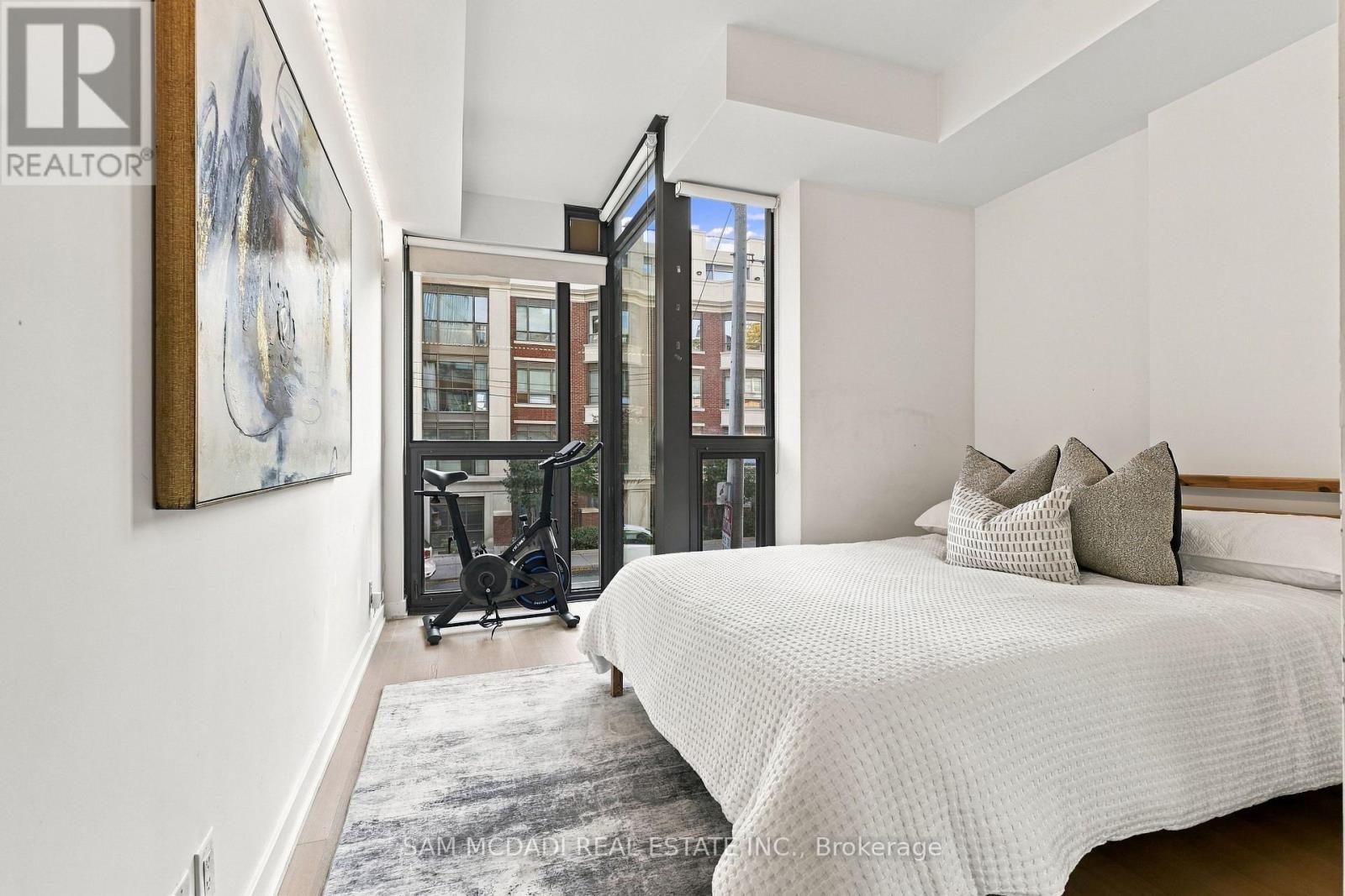 Th27 - 15 Beverley Street, Toronto (kensington-chinatown), Ontario