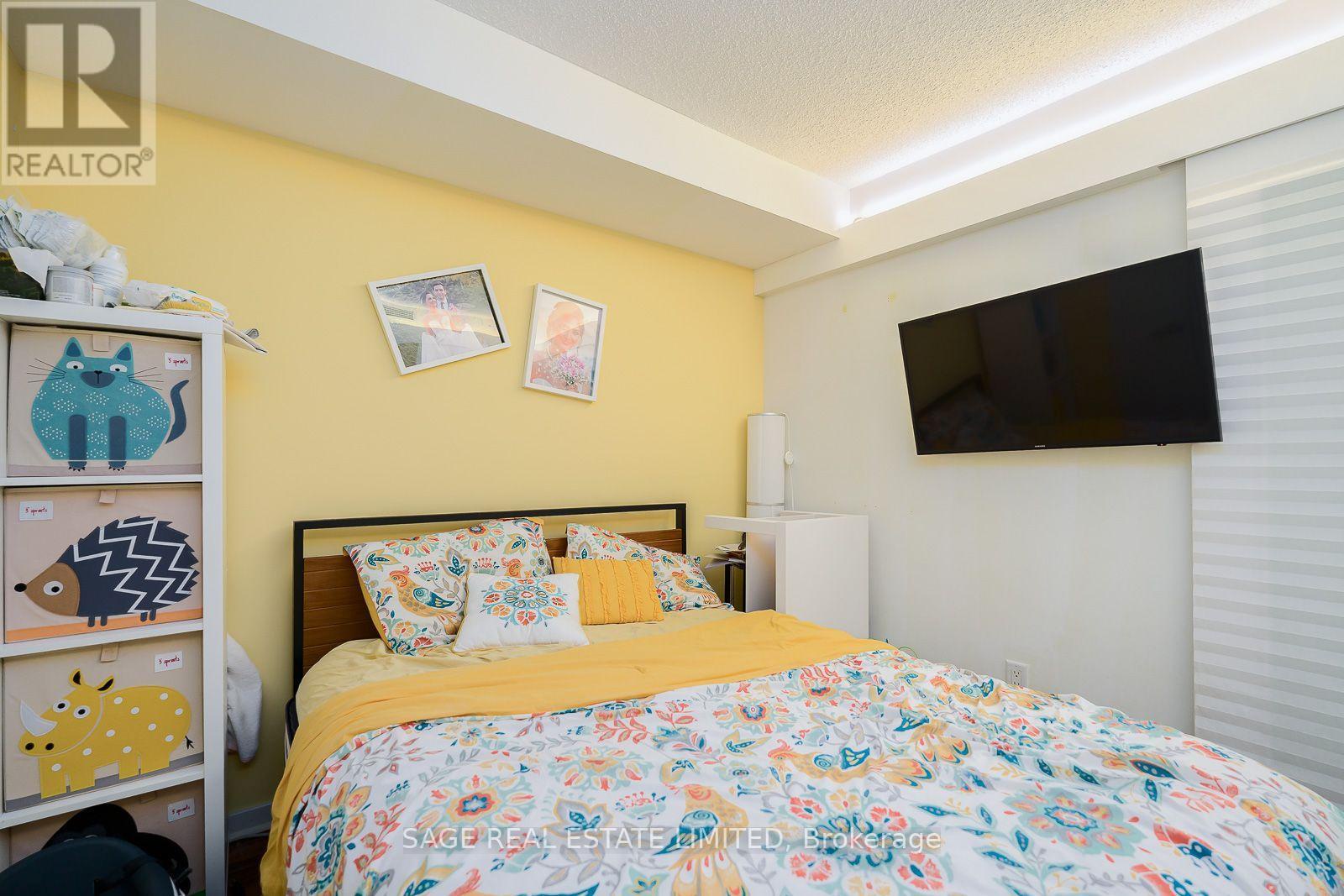 1705 - 208 Queens Quay W, Toronto (waterfront Communities), Ontario