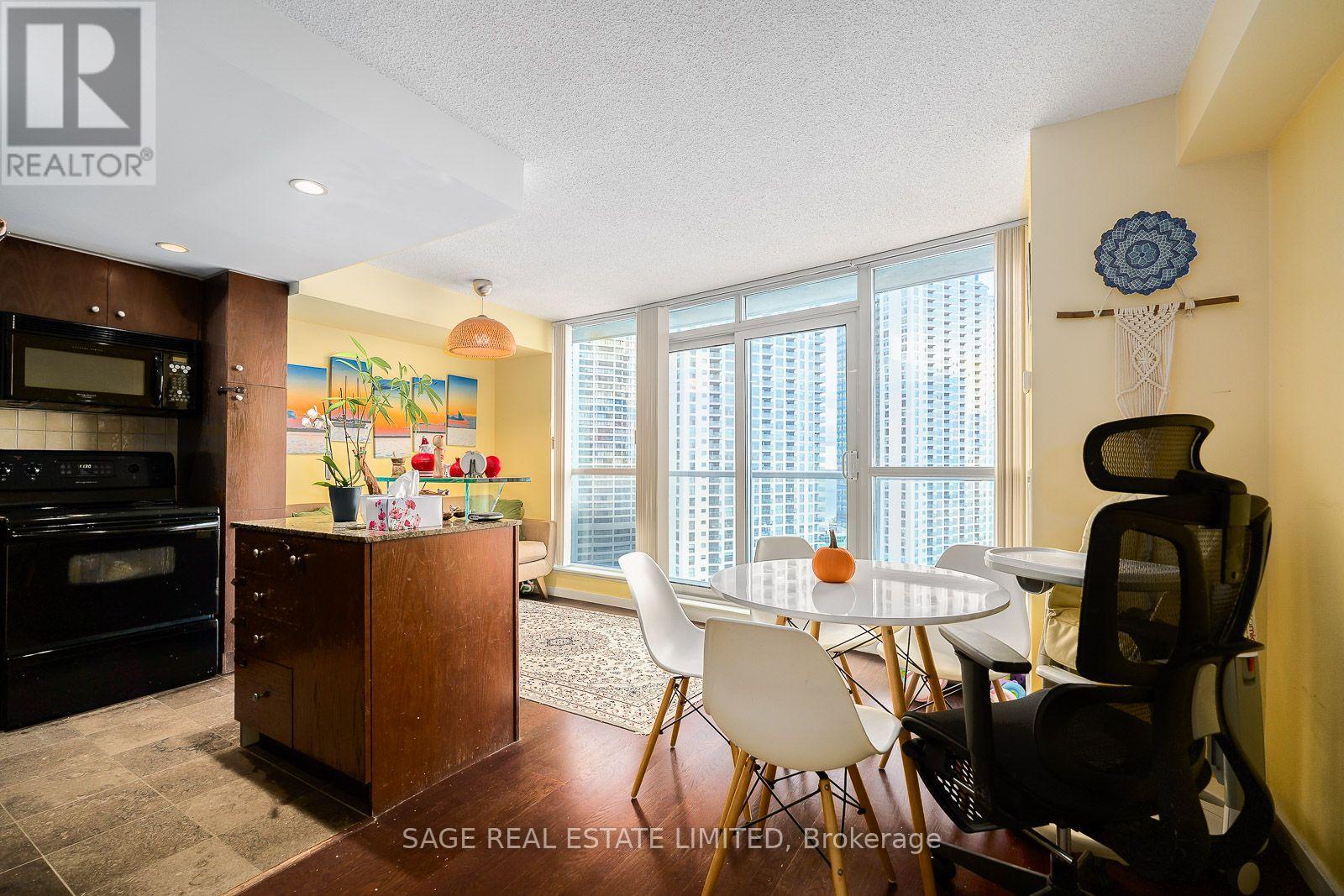 1705 - 208 Queens Quay W, Toronto (waterfront Communities), Ontario