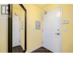 1705 - 208 QUEENS QUAY W