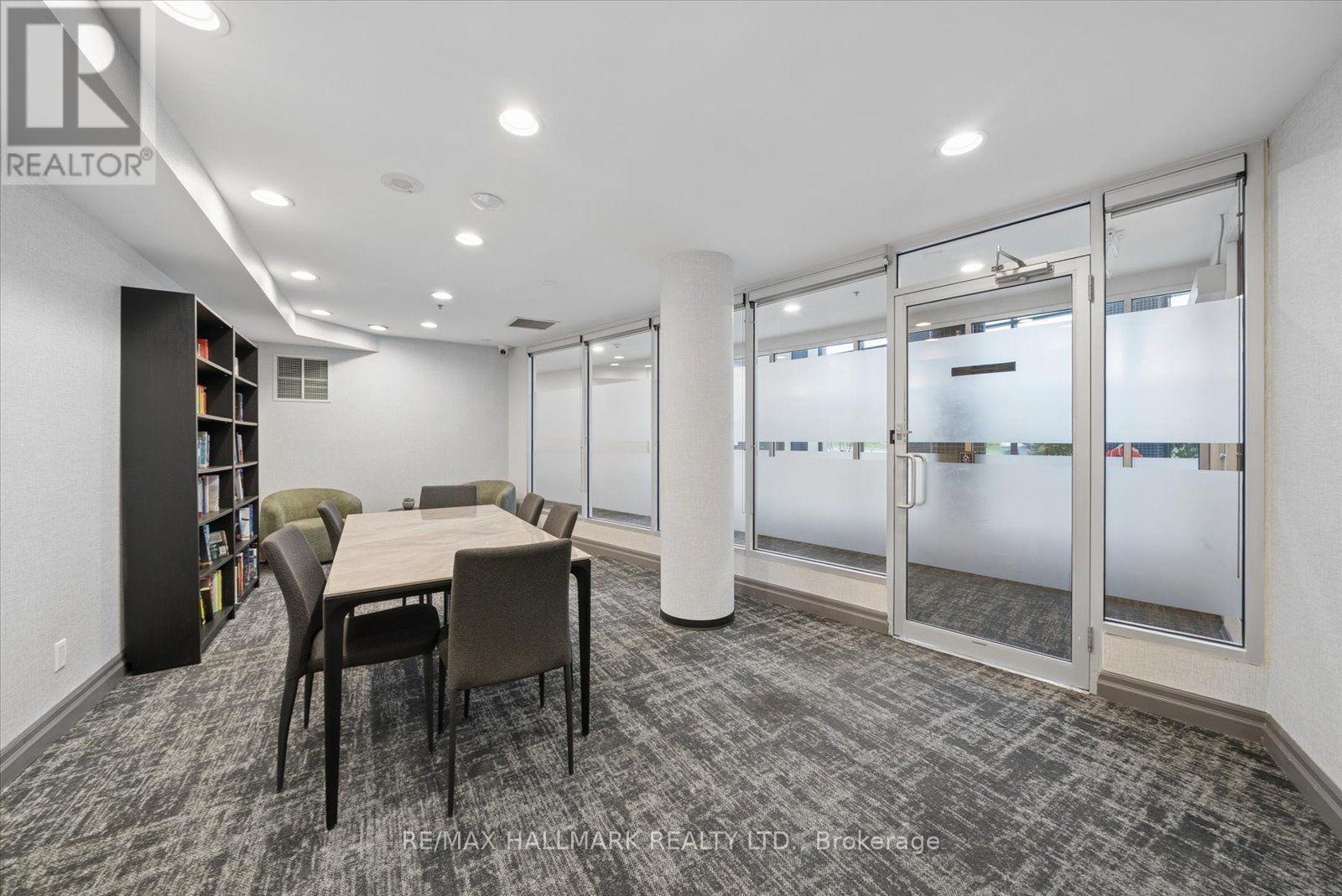 105 - 2087 Lake Shore Boulevard W, Toronto (mimico), Ontario