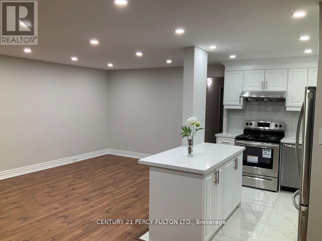 1904 - 10 Sunny Glen Way, Toronto (flemingdon Park), Ontario