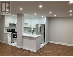 1904 - 10 SUNNY GLEN WAY