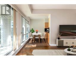 221 - 5 MARINE PARADE DRIVE