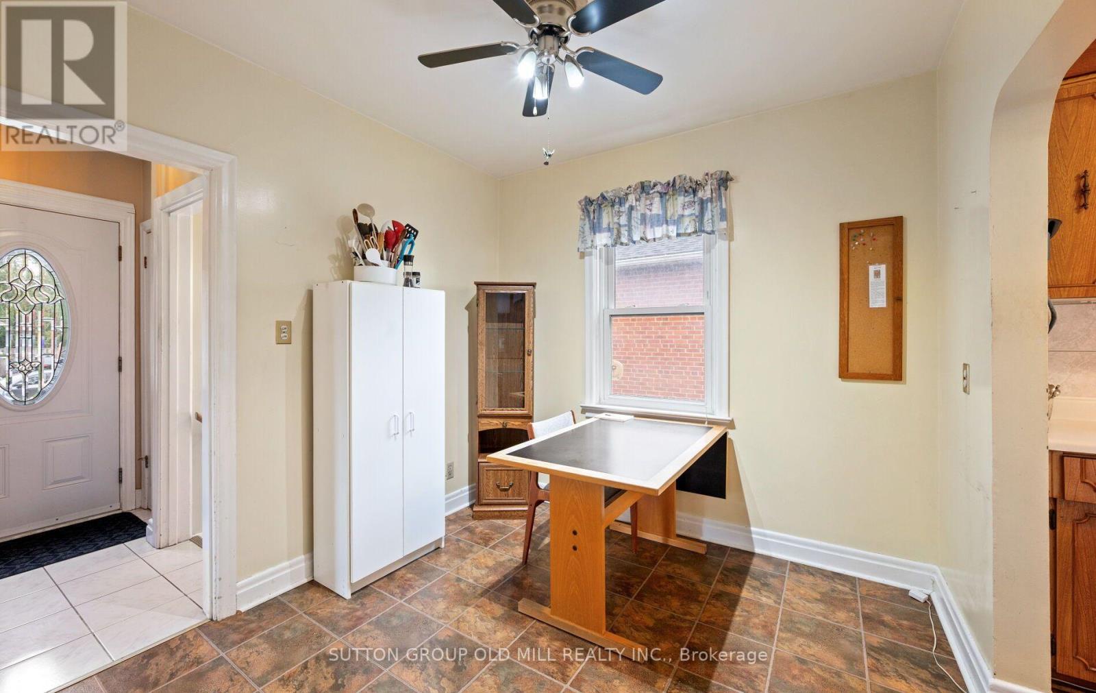 63 Westhead Road, Toronto (alderwood), Ontario