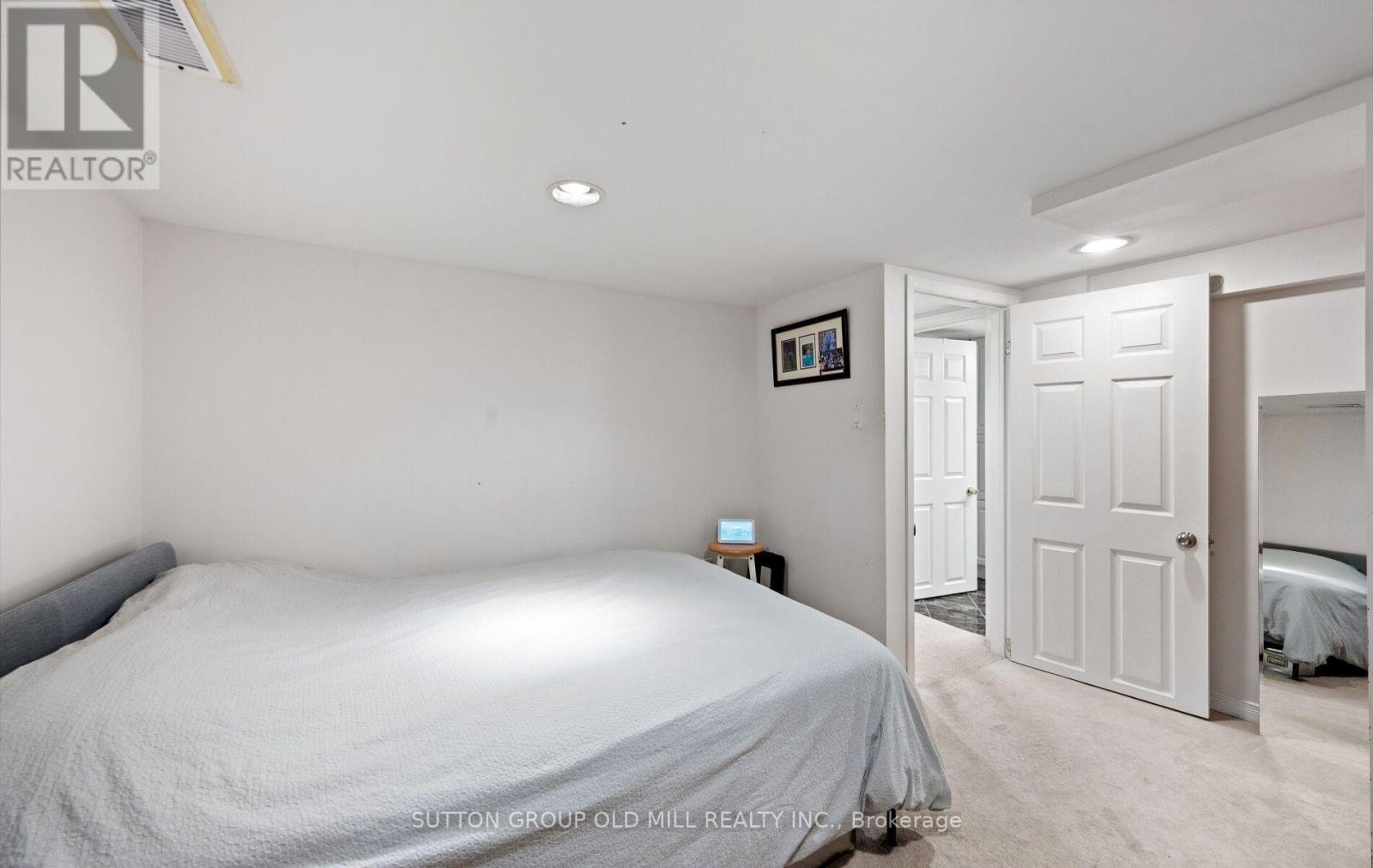 63 Westhead Road, Toronto (alderwood), Ontario