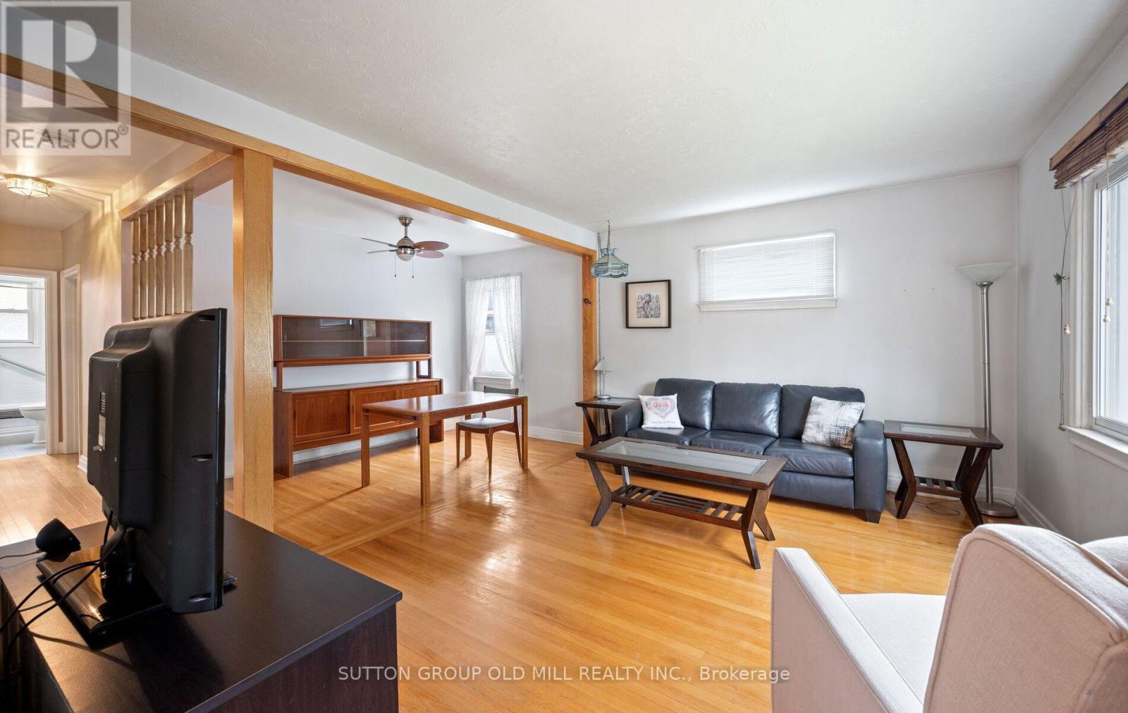 63 Westhead Road, Toronto (alderwood), Ontario