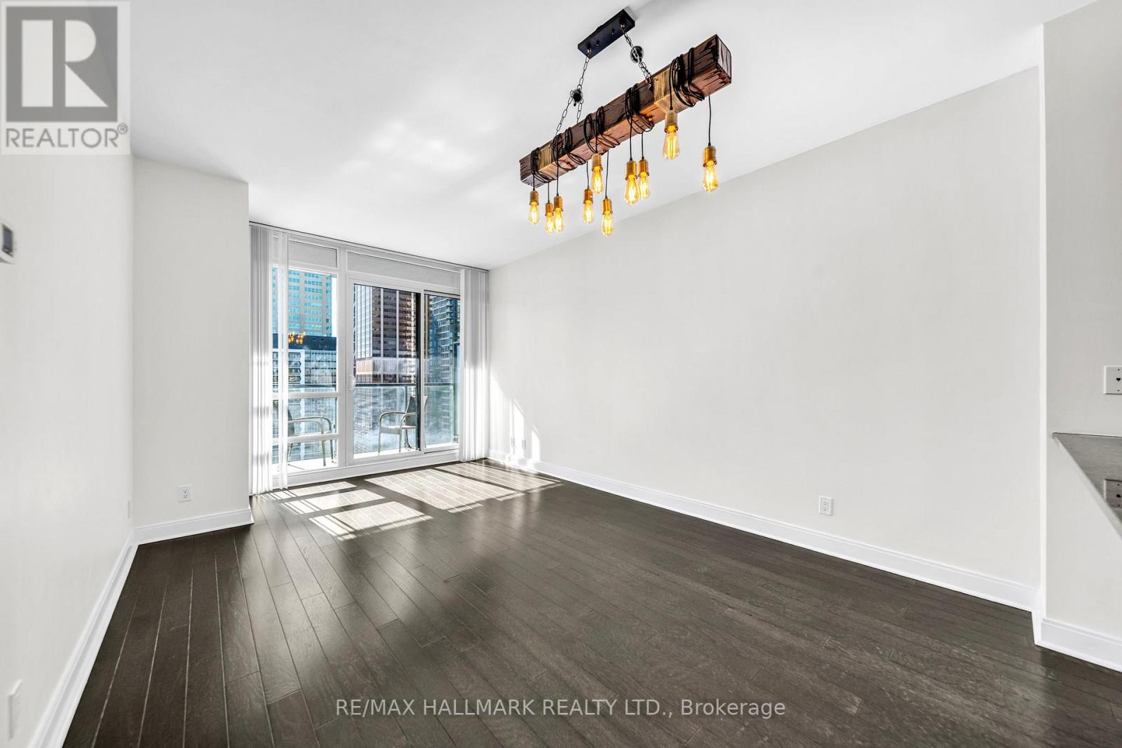 2708 - 825 Church Street, Toronto (rosedale-moore Park), Ontario