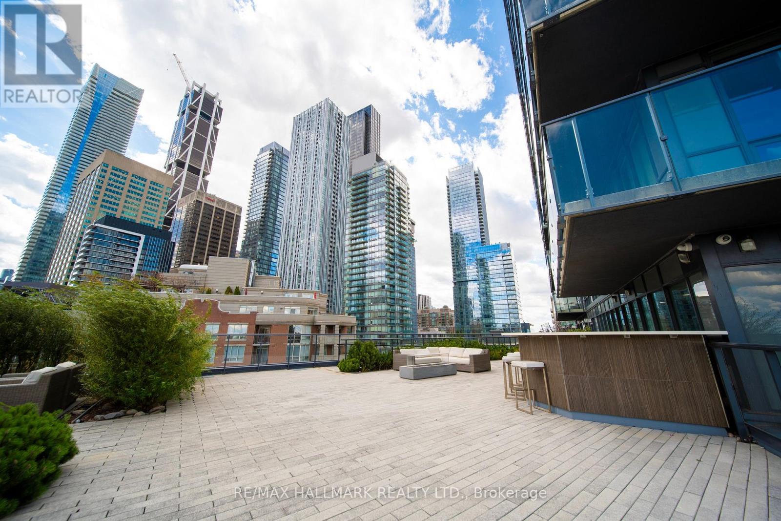 2708 - 825 Church Street, Toronto (rosedale-moore Park), Ontario