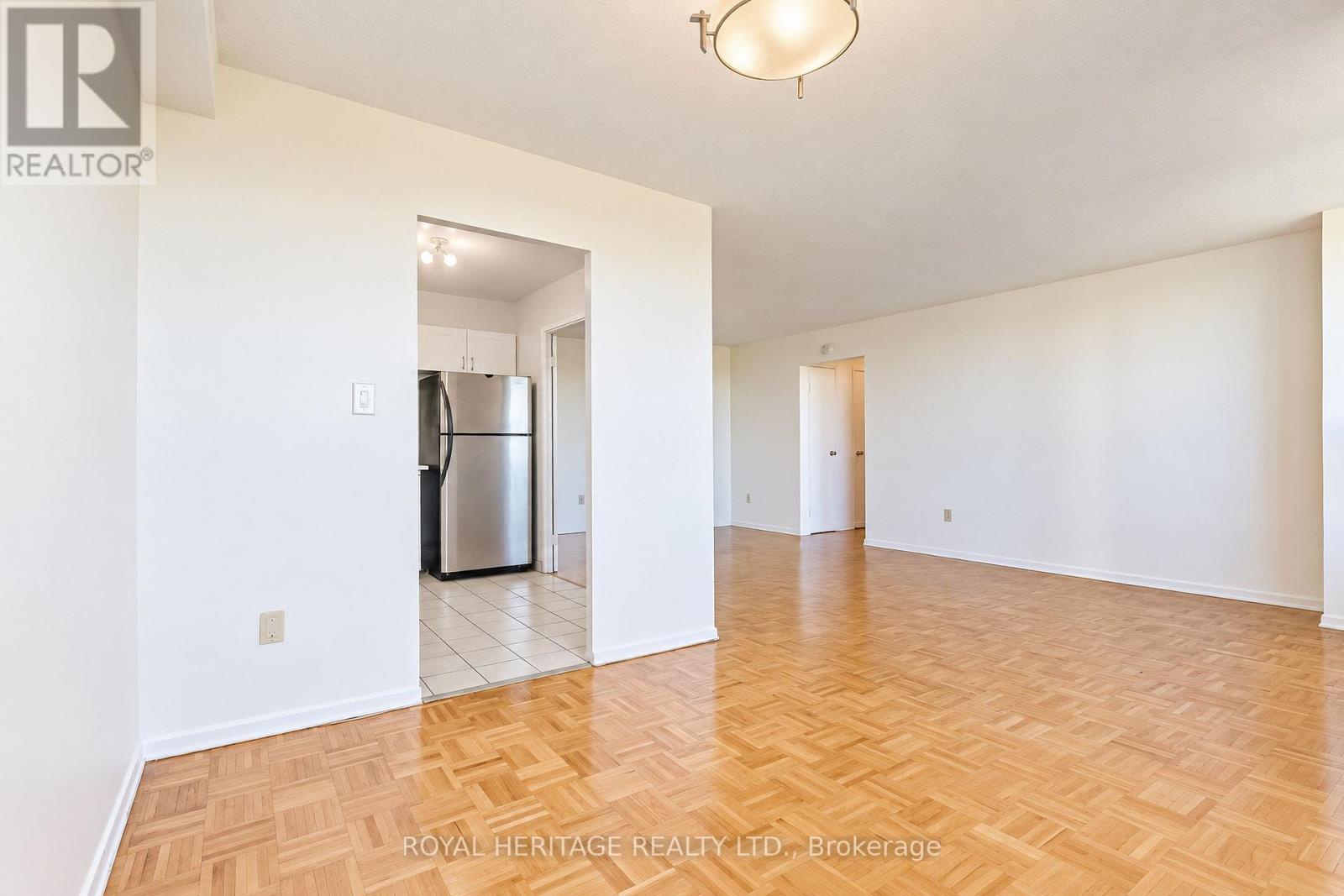 603 - 10 Edgecliff Golfway, Toronto (flemingdon Park), Ontario