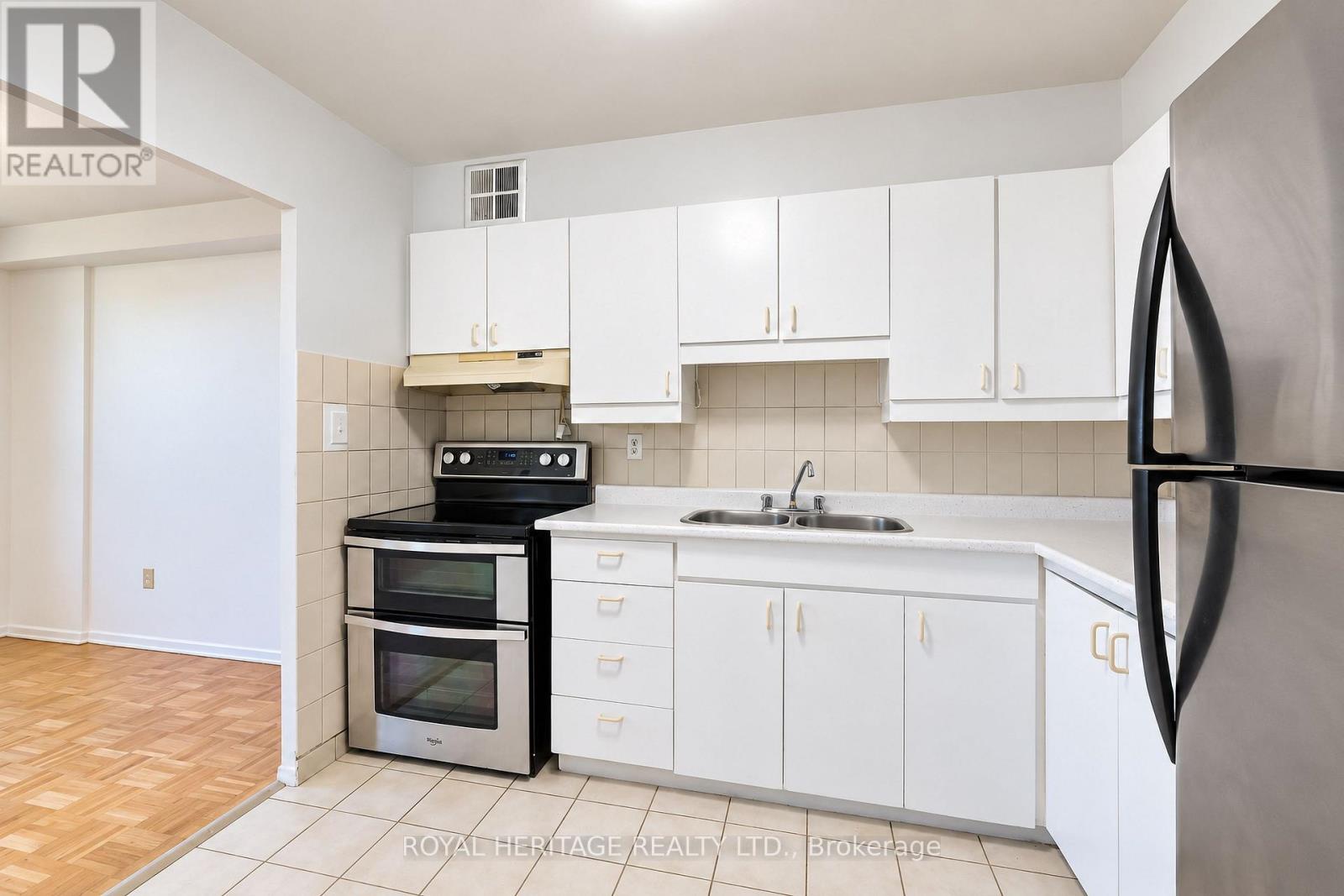 603 - 10 Edgecliff Golfway, Toronto (flemingdon Park), Ontario