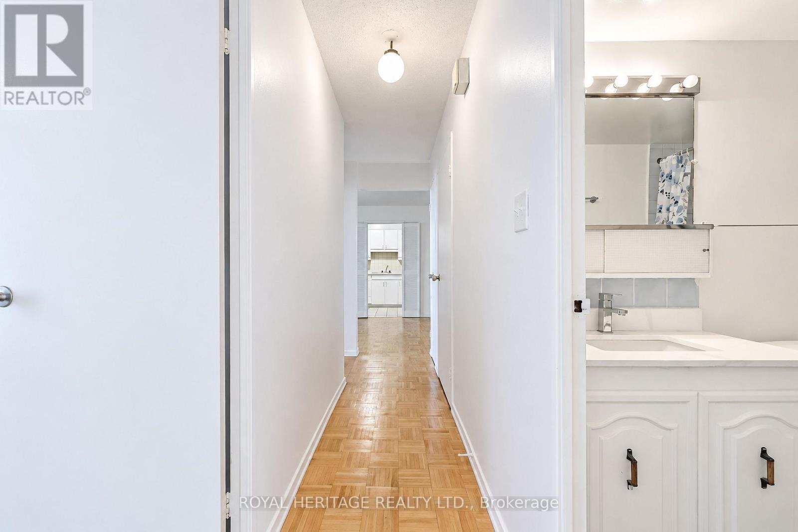 603 - 10 Edgecliff Golfway, Toronto (flemingdon Park), Ontario