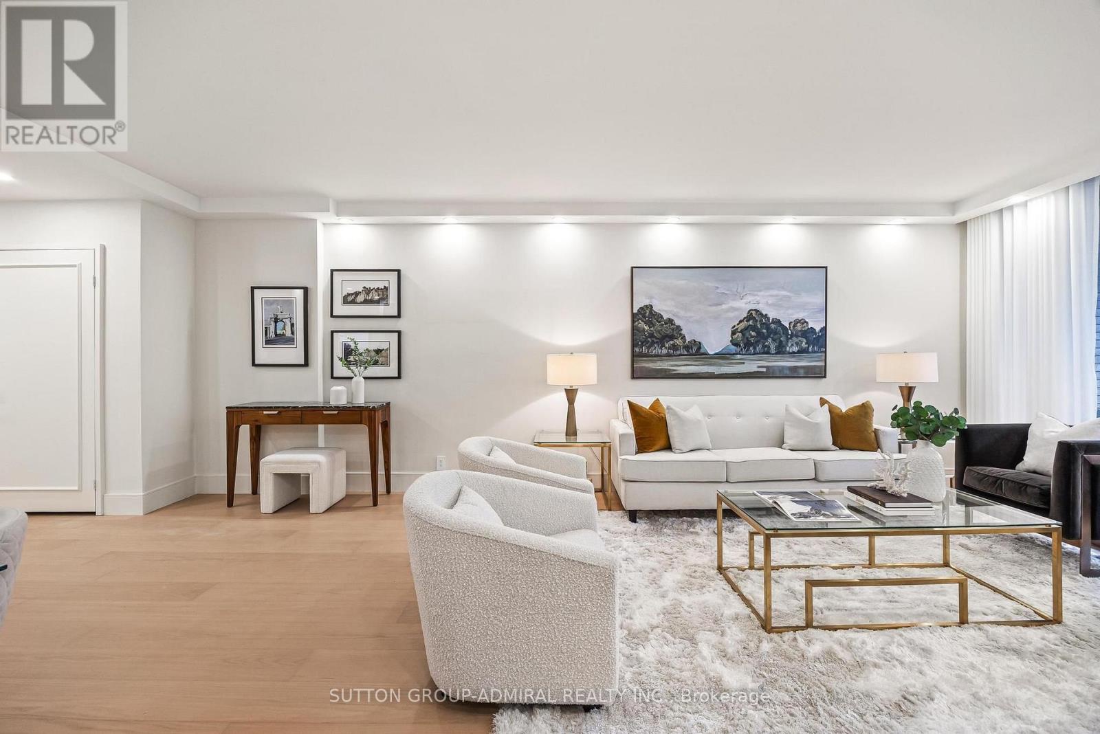407 - 350 Lonsdale Road, Toronto (forest Hill South), Ontario