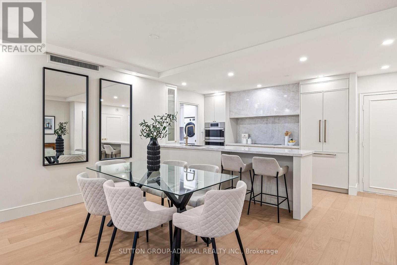 407 - 350 Lonsdale Road, Toronto (forest Hill South), Ontario