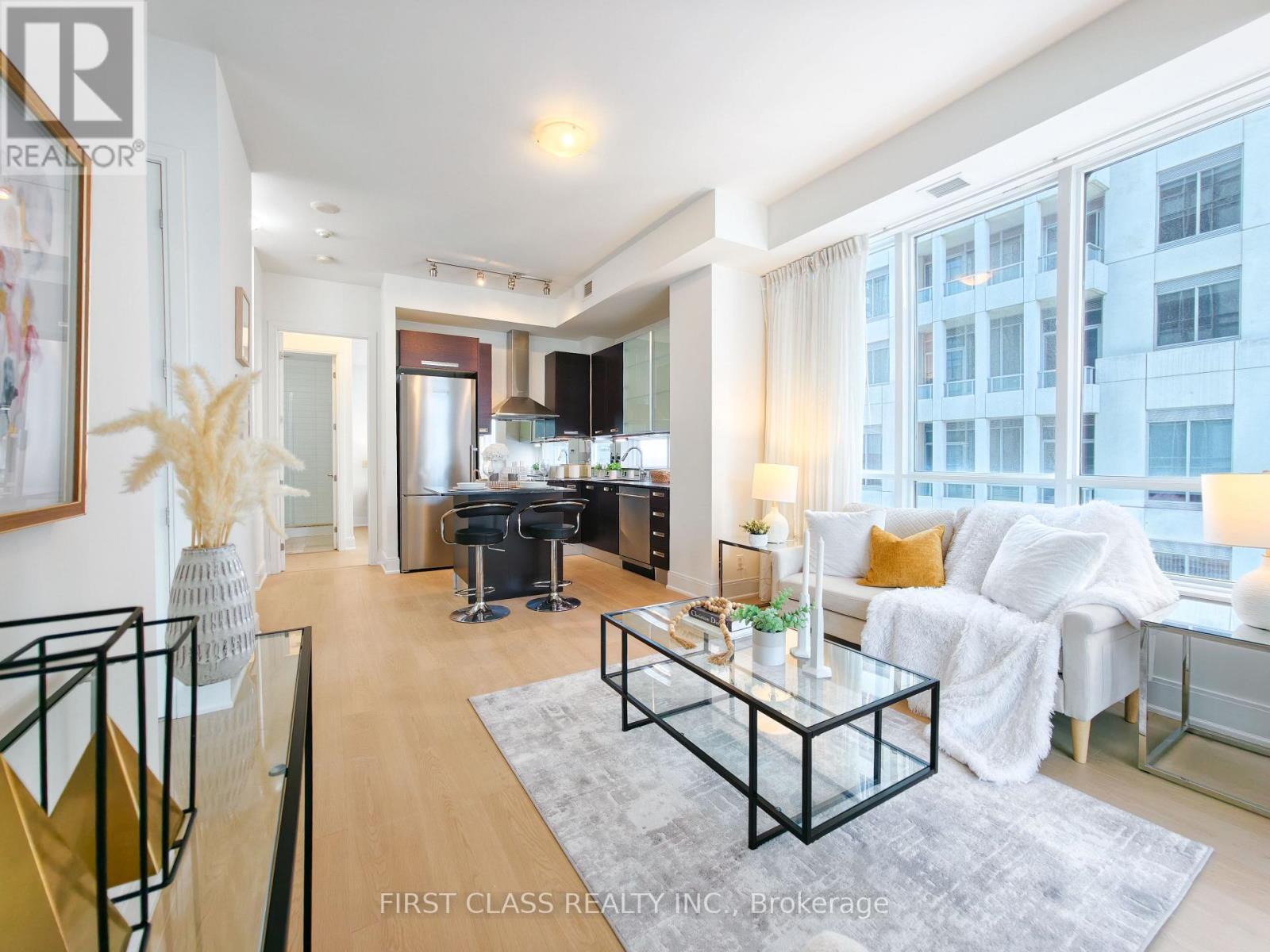 2501 - 21 Balmuto Street, Toronto (bay Street Corridor), Ontario