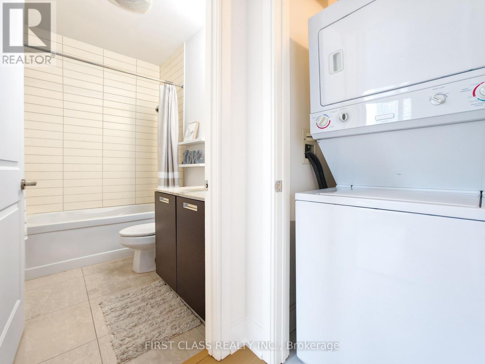 2501 - 21 Balmuto Street, Toronto (bay Street Corridor), Ontario