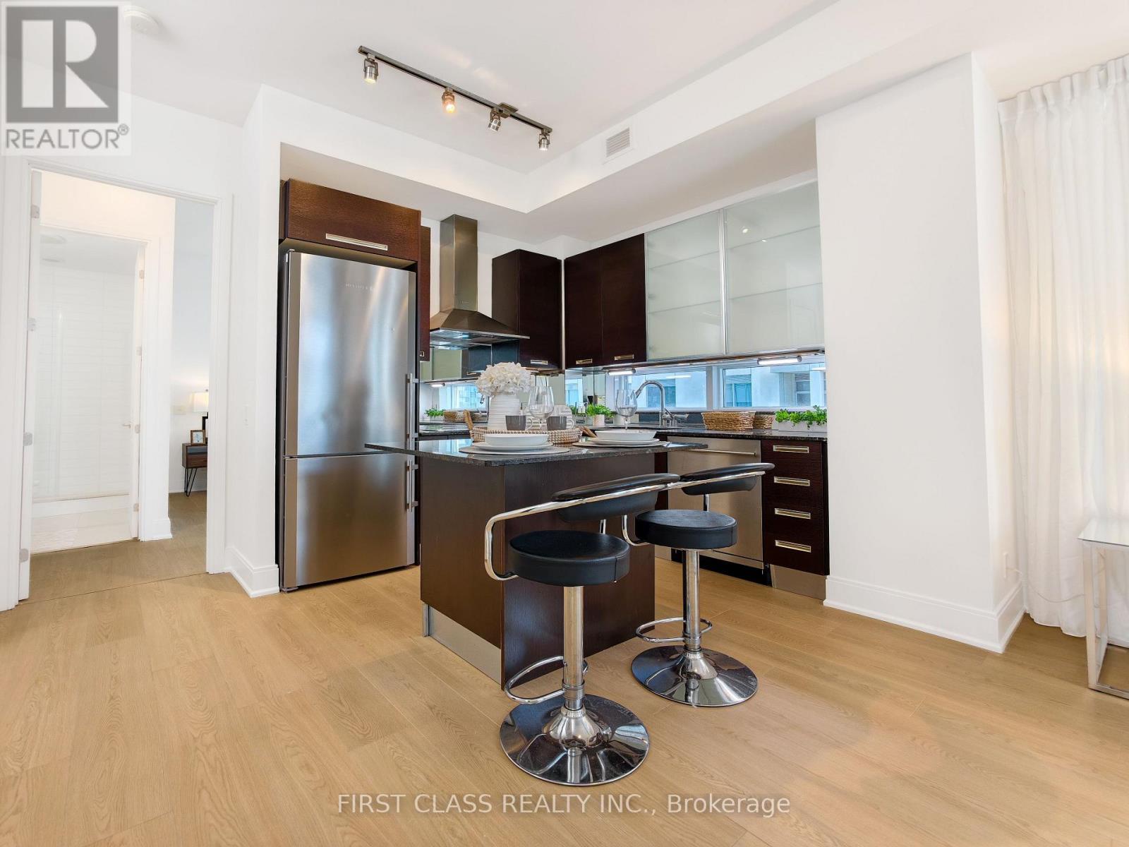2501 - 21 Balmuto Street, Toronto (bay Street Corridor), Ontario