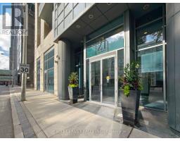 2501 - 21 BALMUTO STREET