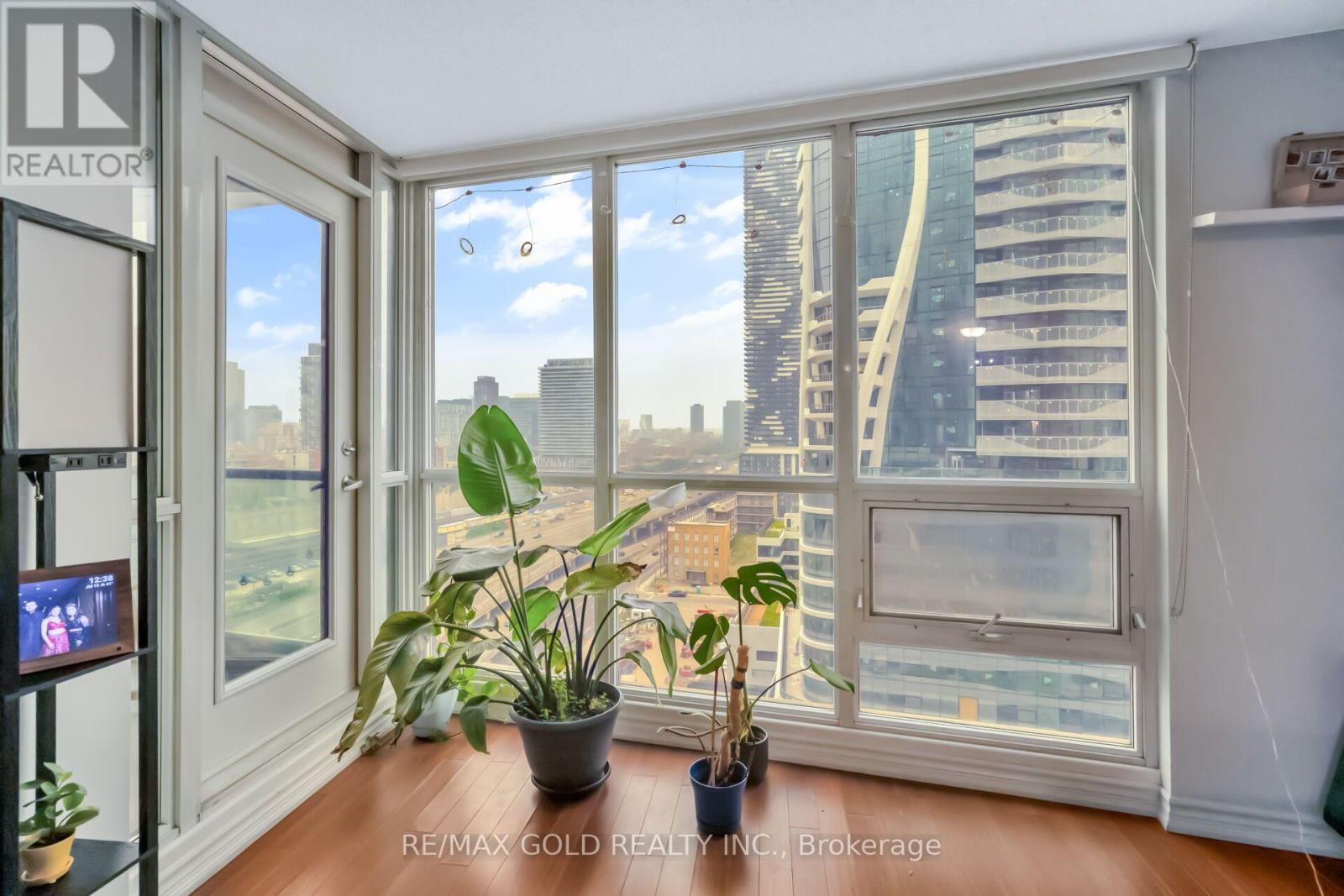 1808 - 16 Yonge Street, Toronto (waterfront Communities), Ontario