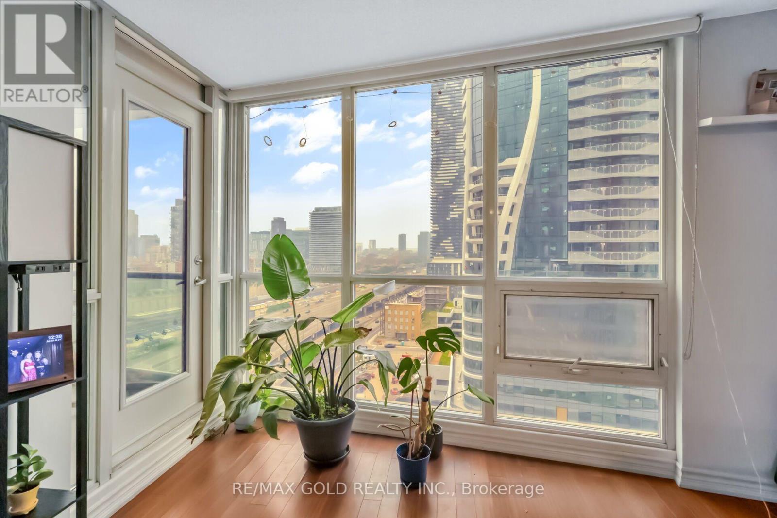 1808 - 16 Yonge Street, Toronto (waterfront Communities), Ontario