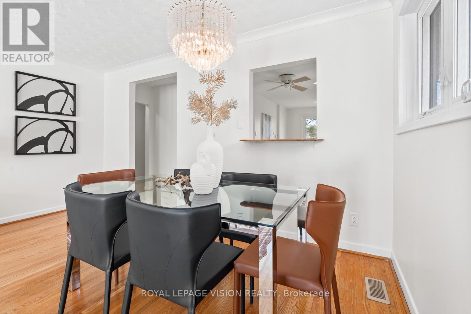 6 Macduff Crescent, Toronto (cliffcrest), Ontario