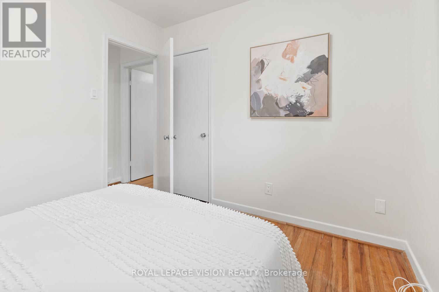 6 Macduff Crescent, Toronto (cliffcrest), Ontario