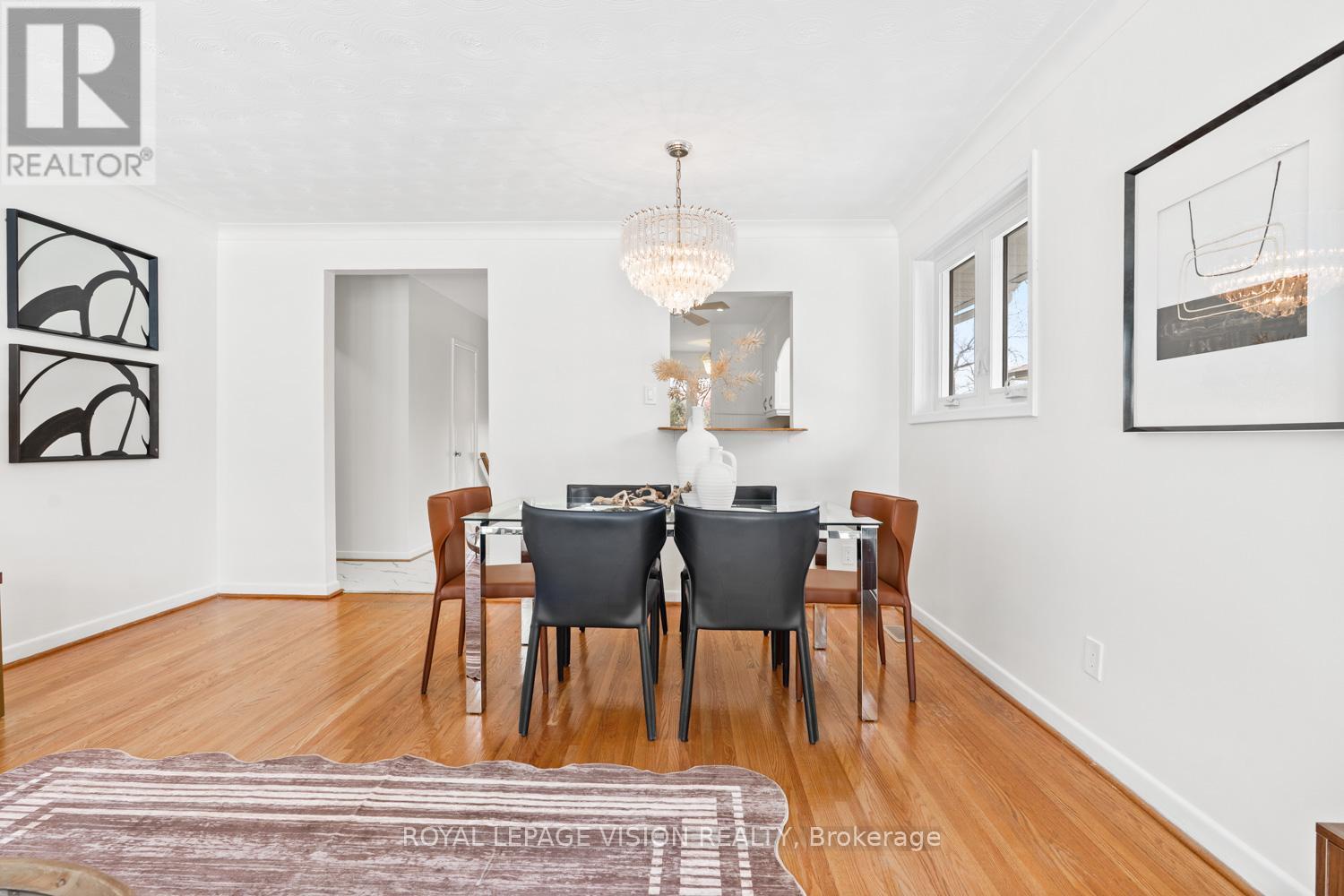 6 Macduff Crescent, Toronto (cliffcrest), Ontario