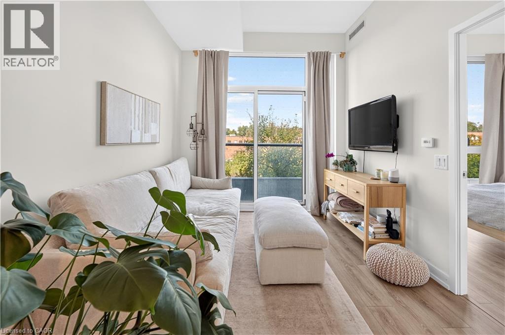 500 Dupont Street Unit# 312, Toronto, Ontario