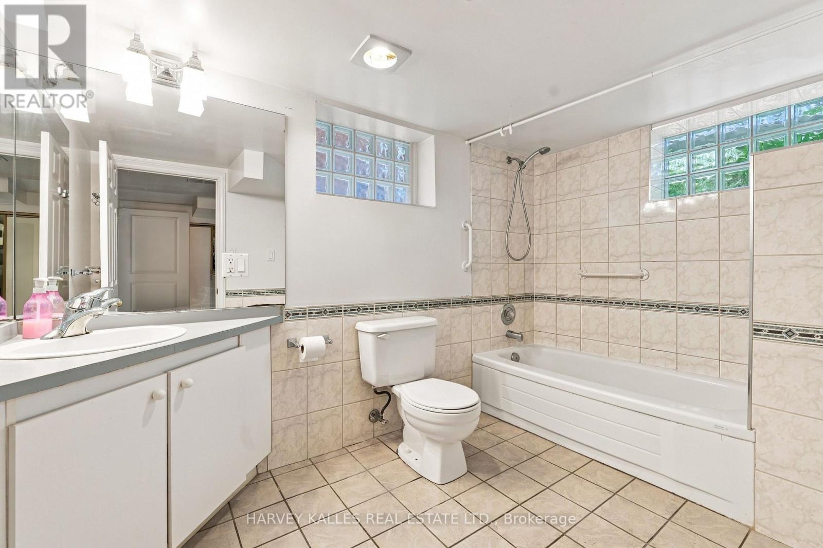 231 Glengrove Avenue W, Toronto (lawrence Park South), Ontario