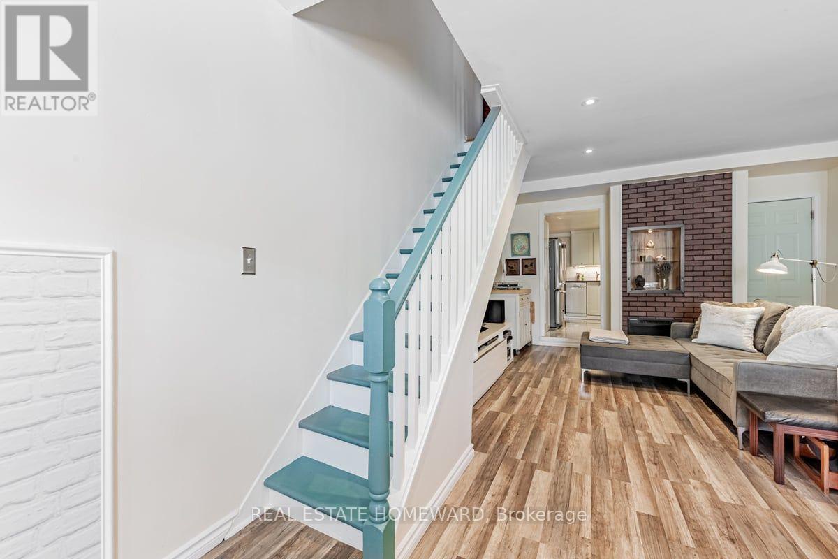 111 Jones Avenue, Toronto (south Riverdale), Ontario