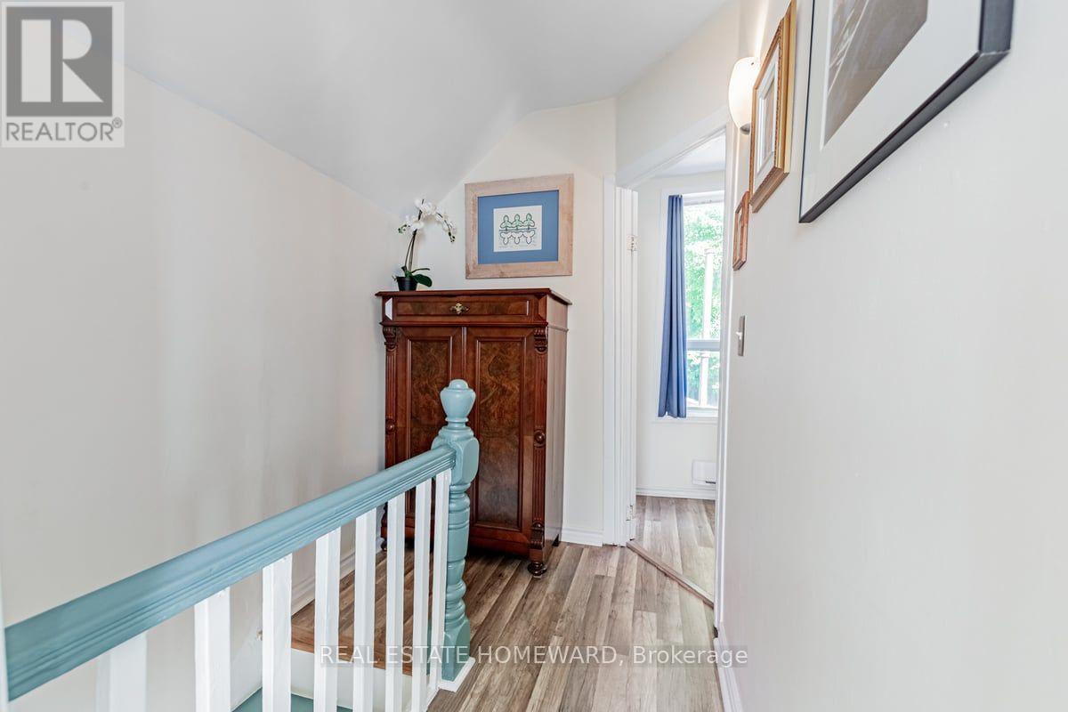 111 Jones Avenue, Toronto (south Riverdale), Ontario