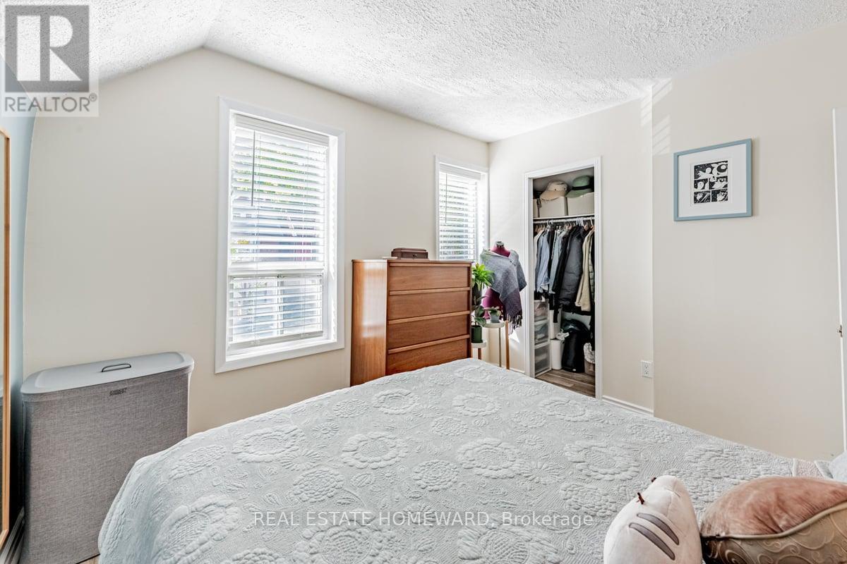 111 Jones Avenue, Toronto (south Riverdale), Ontario
