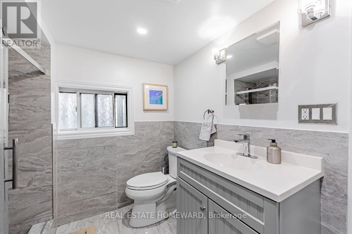 111 Jones Avenue, Toronto (south Riverdale), Ontario