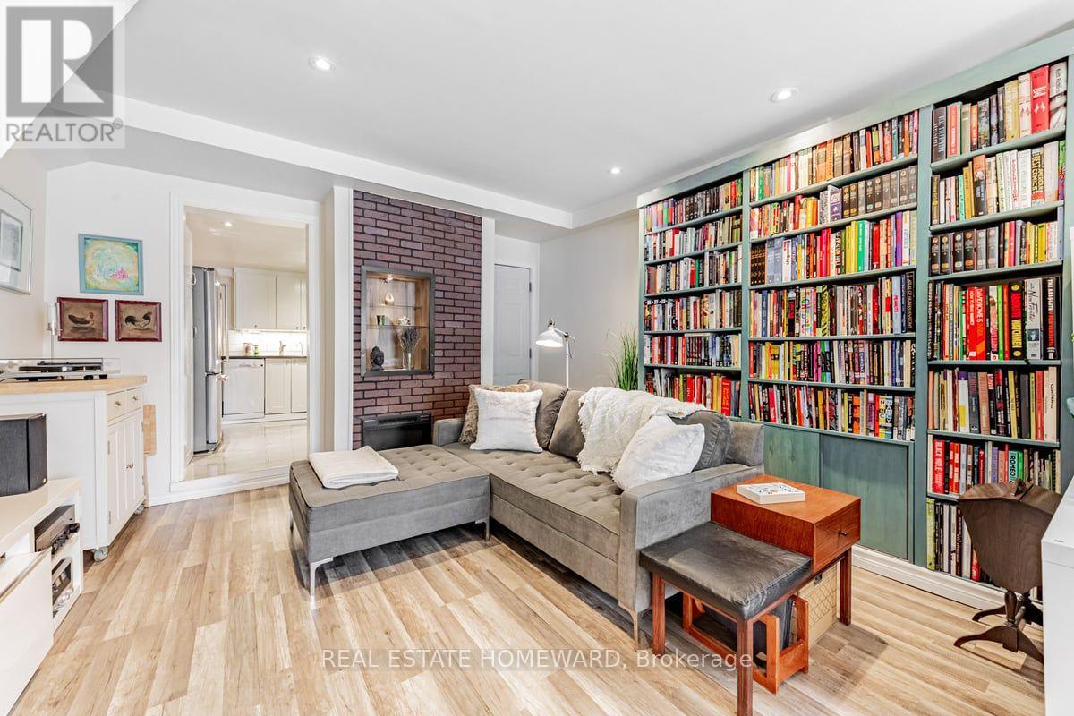 111 Jones Avenue, Toronto (south Riverdale), Ontario
