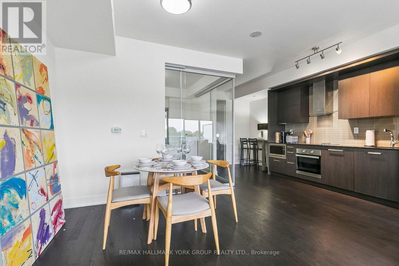606 - 3018 Yonge Street, Toronto (lawrence Park South), Ontario
