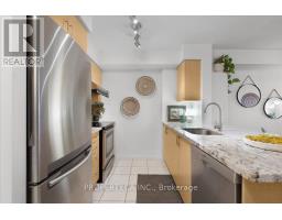822 - 61 HEINTZMAN STREET