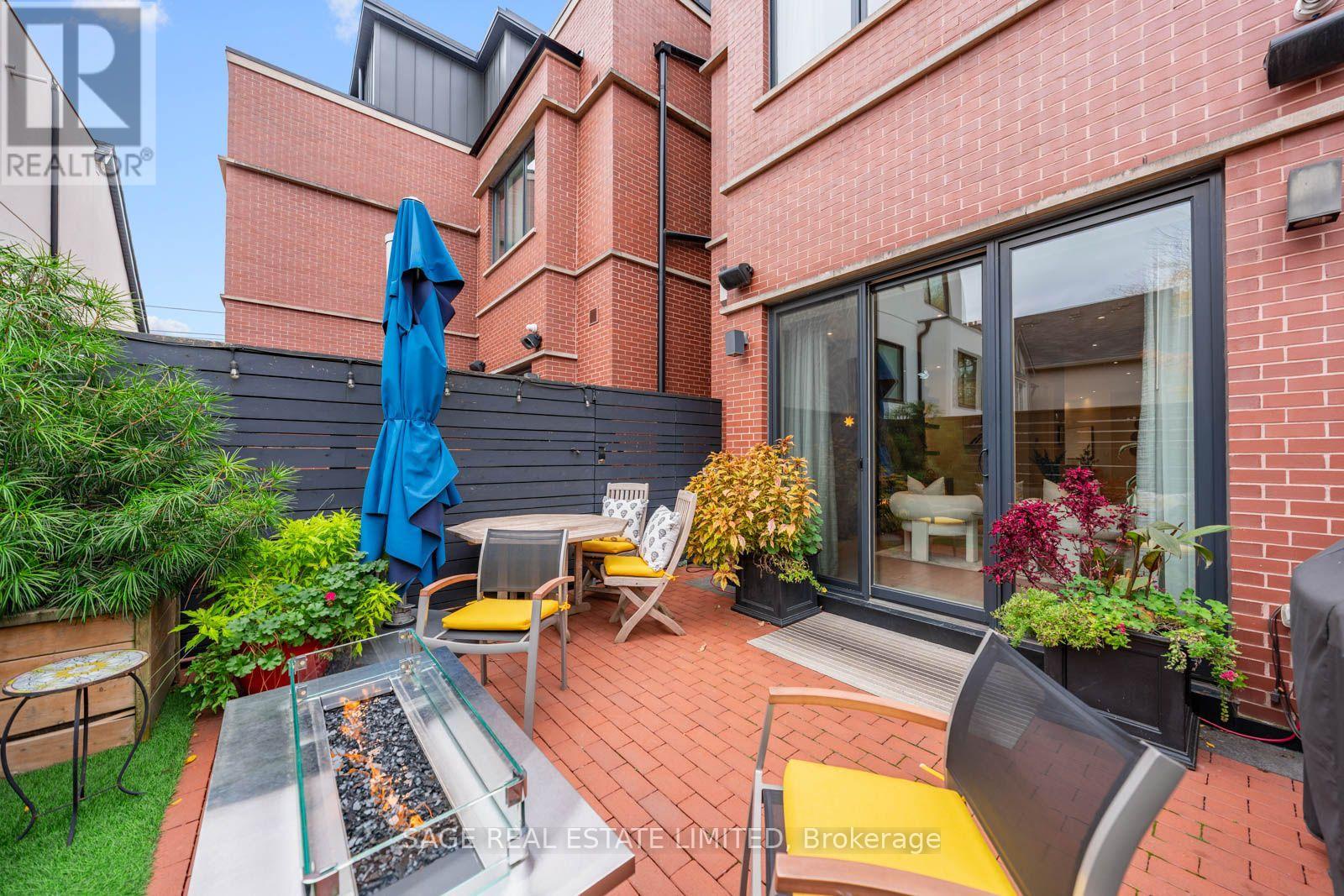 5 Thurloe Avenue, Toronto (mount Pleasant East), Ontario